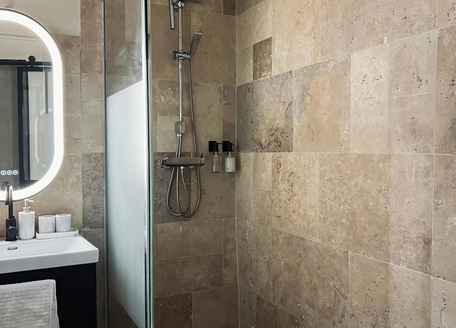 Apartment Charmant Studio En Ville Paris